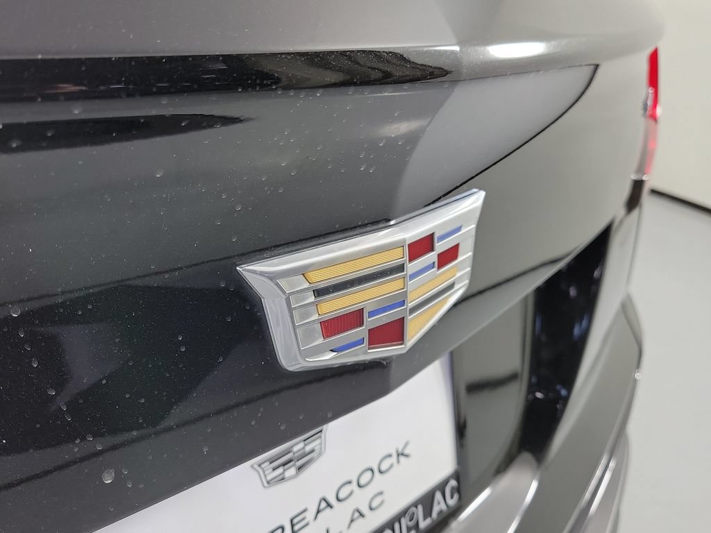 Used 2021 Cadillac XT4 Premium Luxury w/ Driver Awareness Package FWD image 7