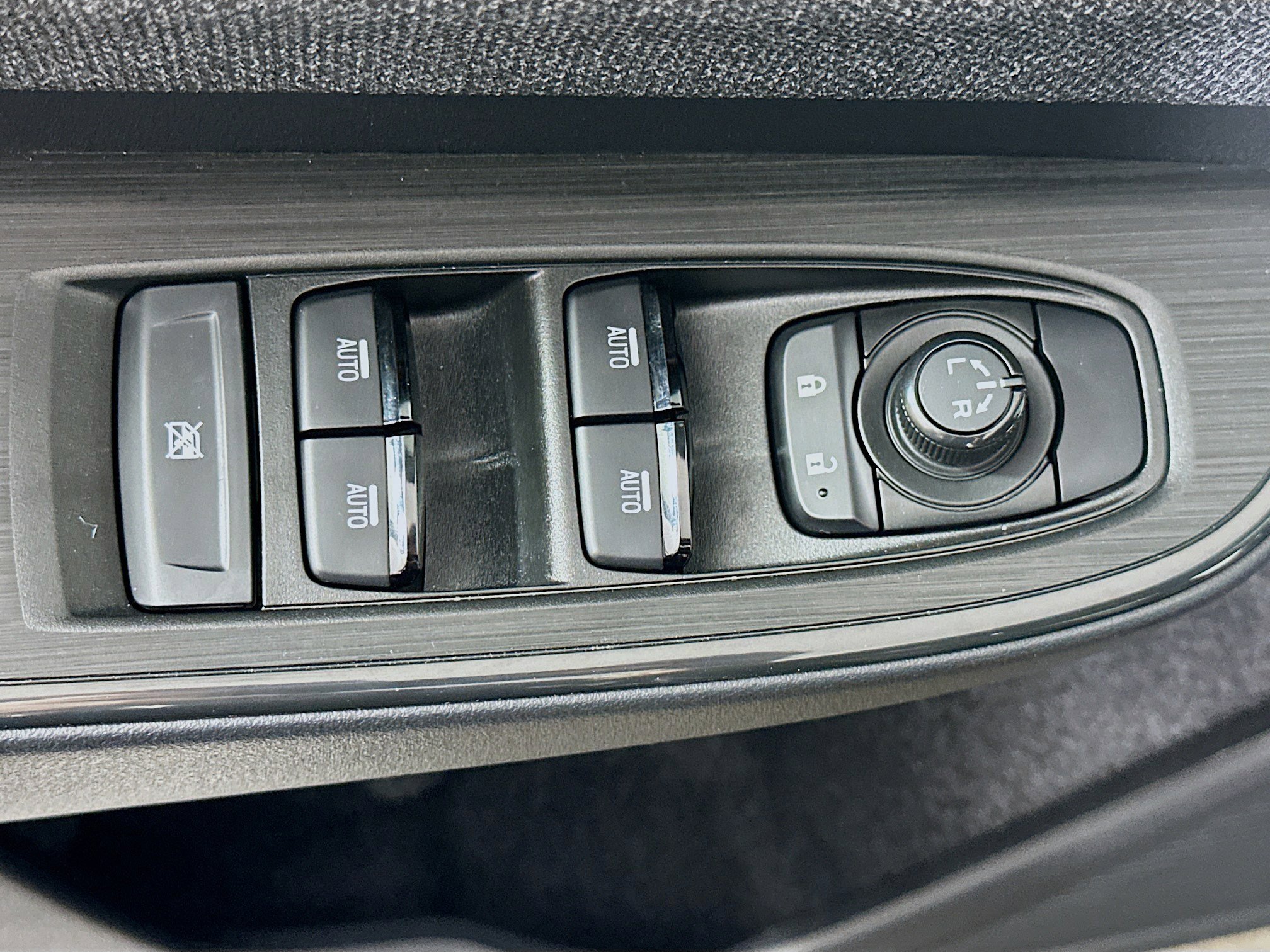 Used 2026 Subaru Outback Premium AWD/4WD image 15
