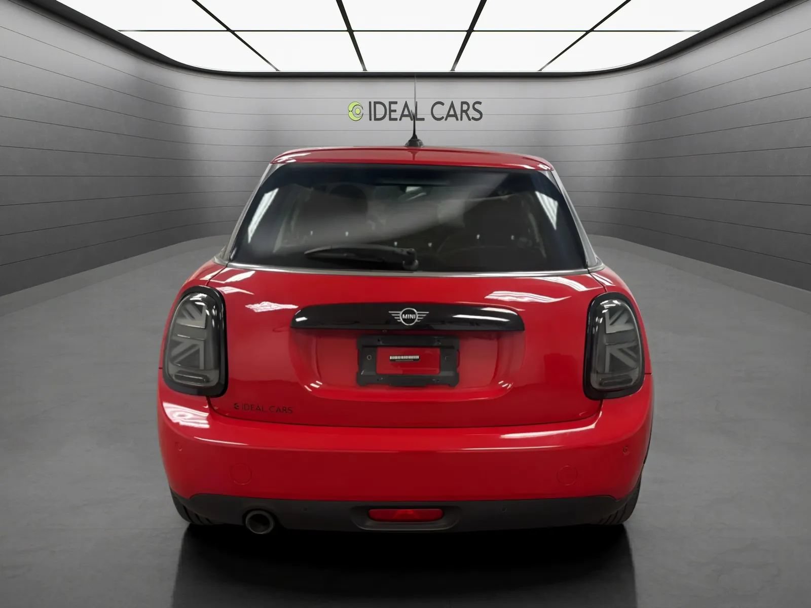 Used 2021 MINI Cooper 4-Door Hardtop FWD image 6