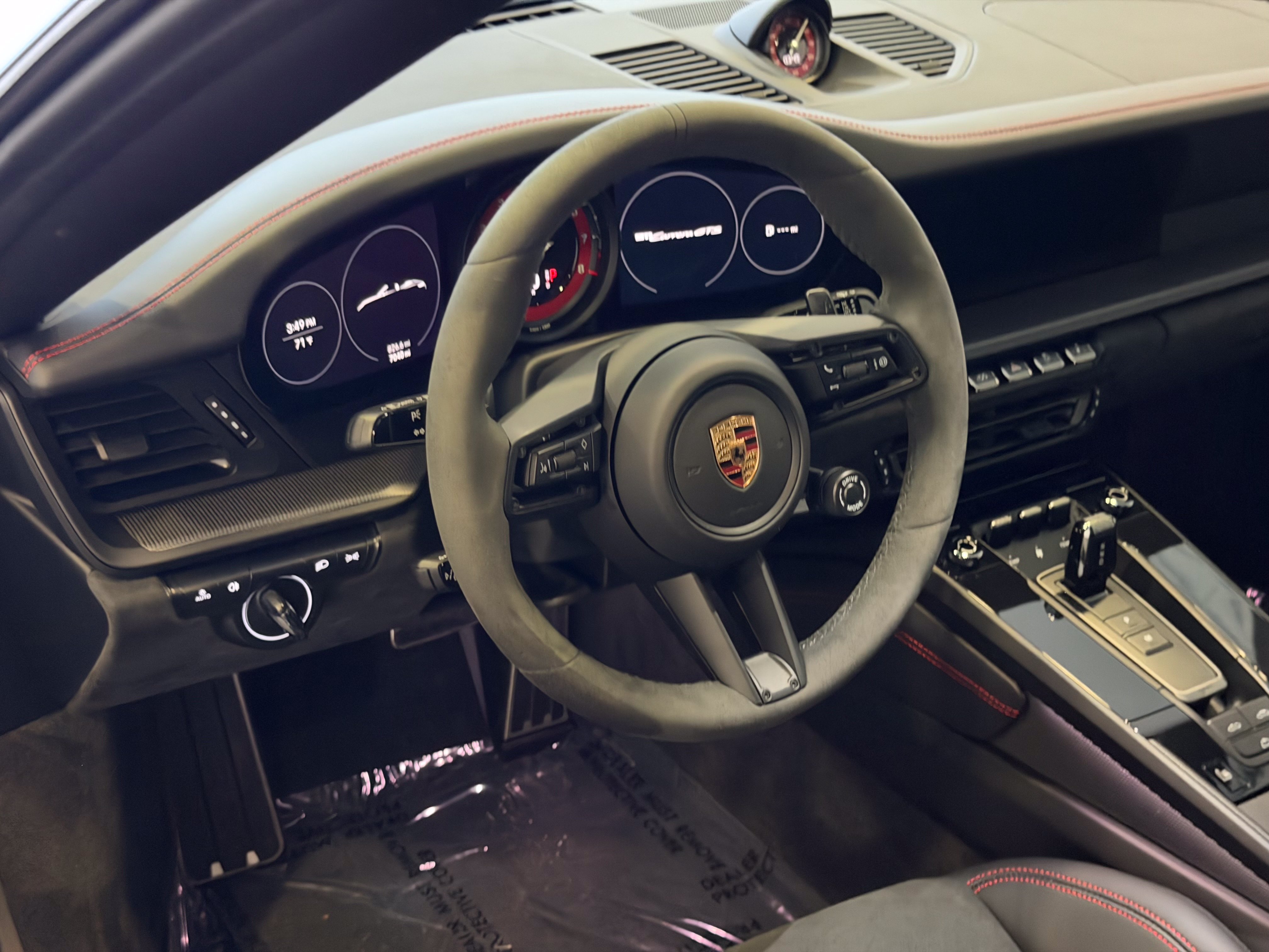 Used 2024 Porsche 911 Carrera GTS RWD image 19