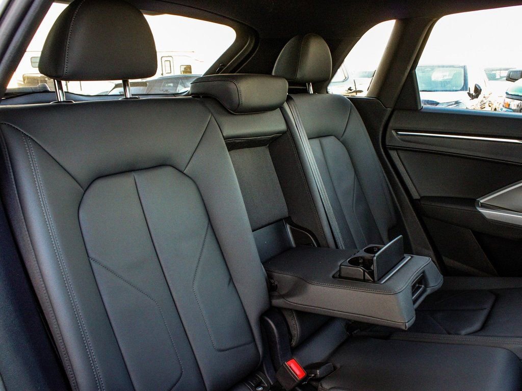 Used 2023 Audi Q3 2.0T Premium image 40