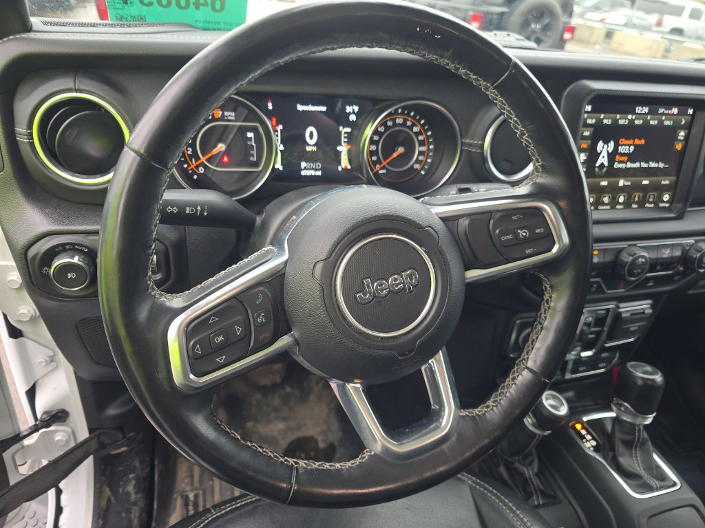 Used 2022 Jeep Wrangler Unlimited Sahara w/ Cold Weather Group image 10