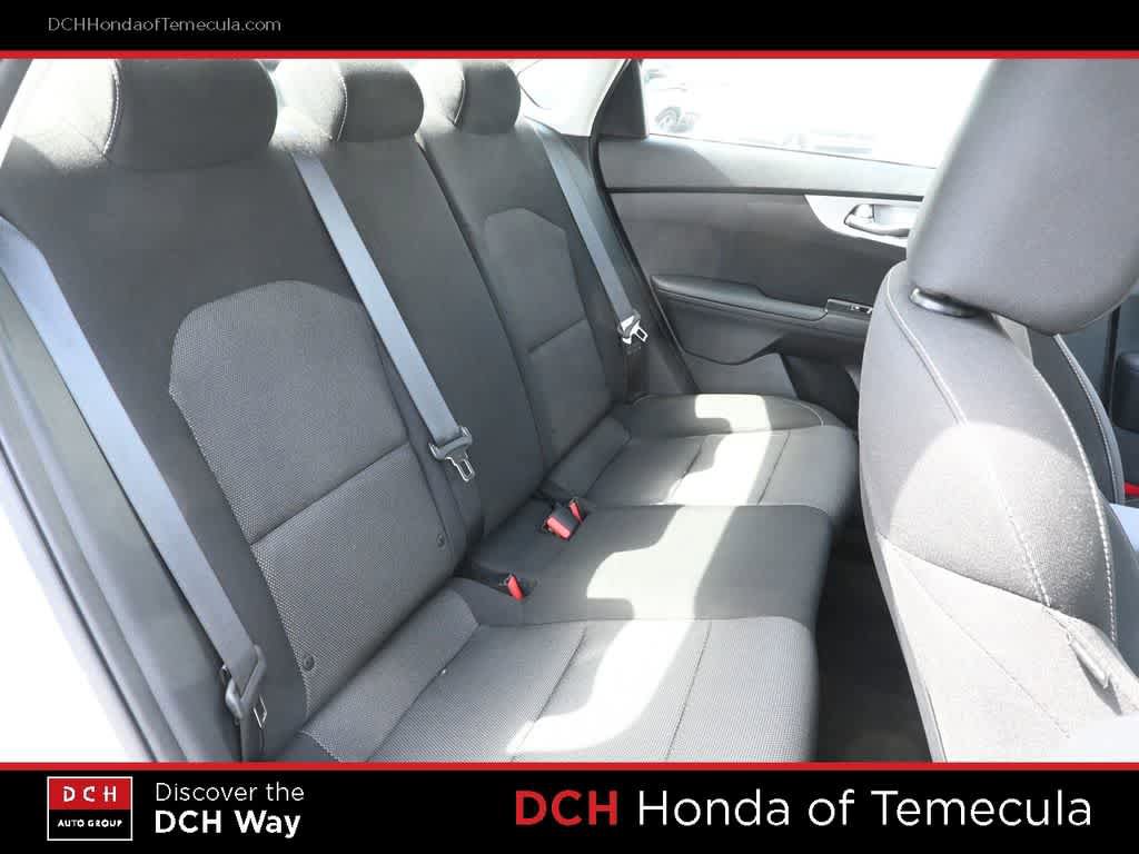 Used 2024 Kia Forte LXS w/ LXS Technology Package FWD image 21