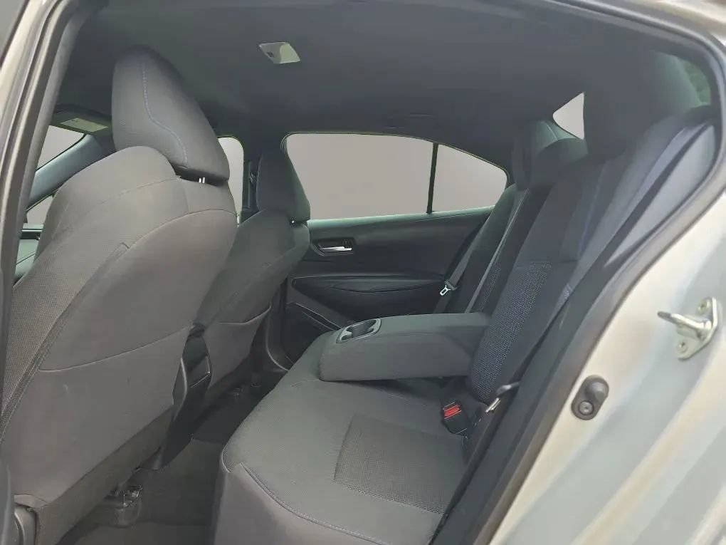 Used 2020 Toyota Corolla SE FWD image 34