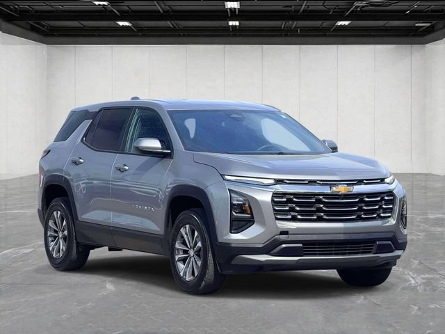 Used 2025 Chevrolet Equinox LT FWD image 3