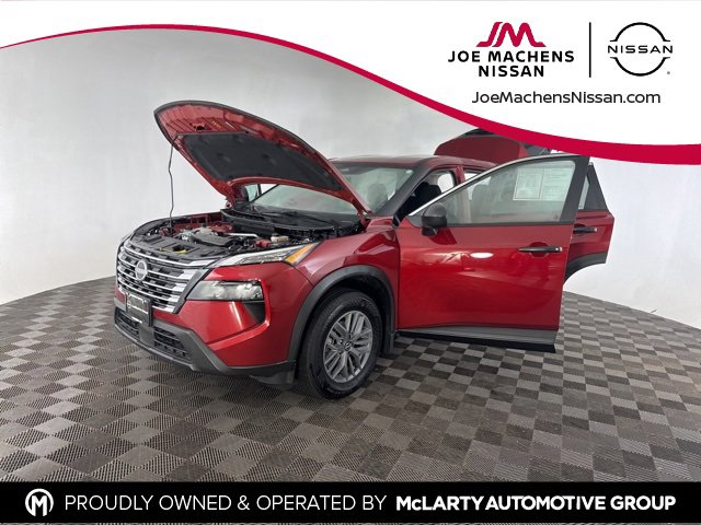 Certified 2025 Nissan Rogue S image 11