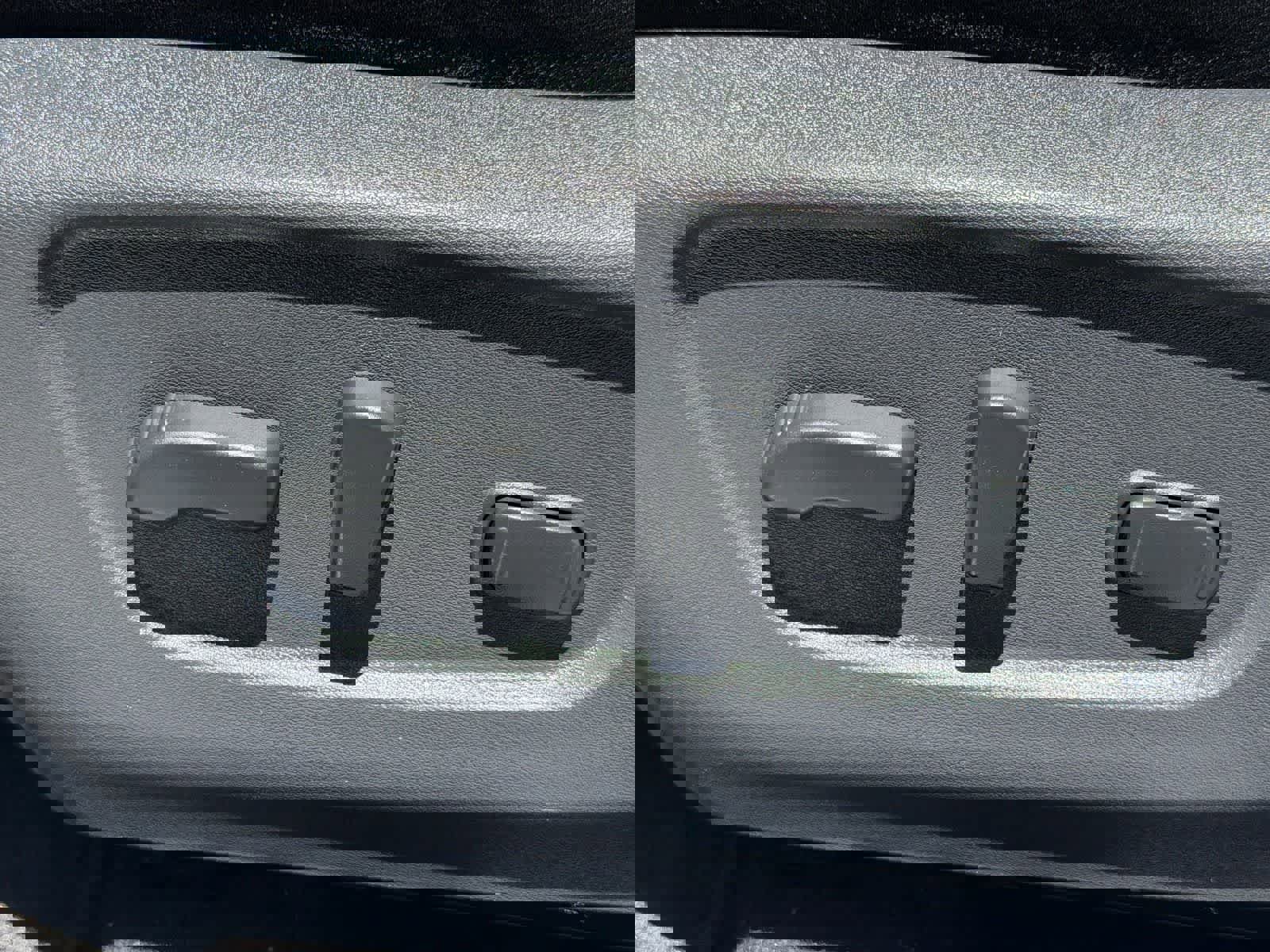 Used 2020 Nissan Rogue SV AWD/4WD image 8