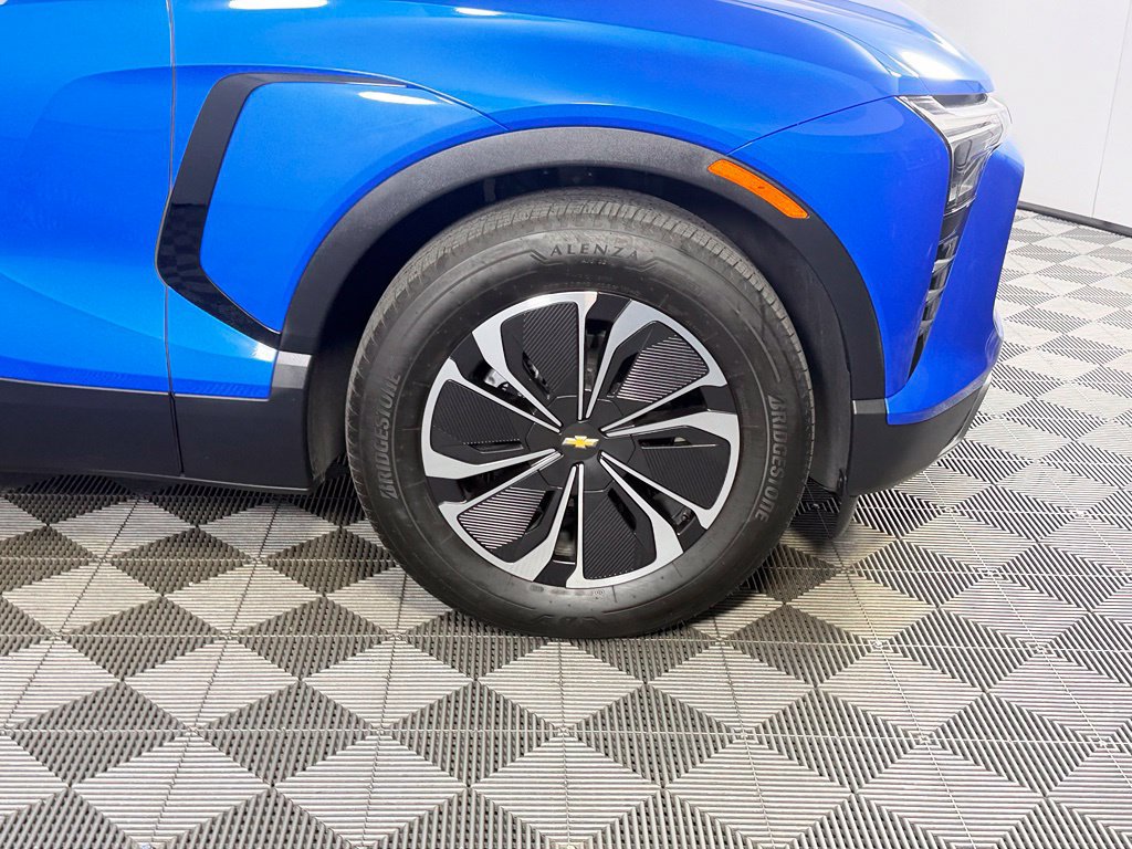 Used 2024 Chevrolet Blazer EV LT AWD/4WD image 11