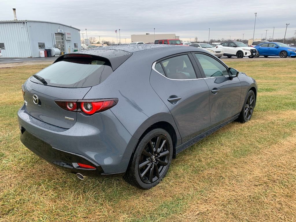 New 2025 MAZDA MAZDA3 Carbon image 5