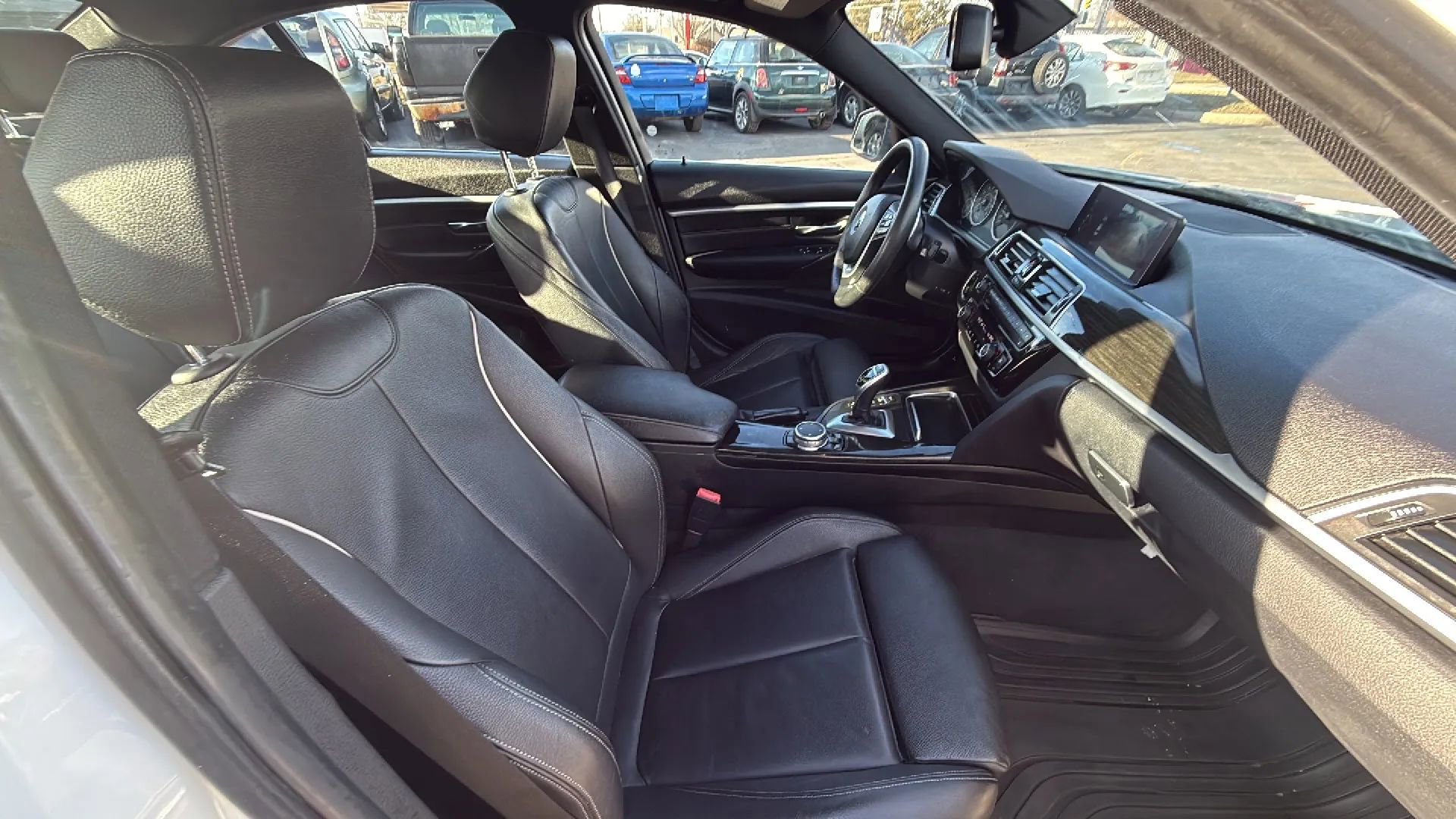 Used 2017 BMW 330i xDrive Sedan image 18