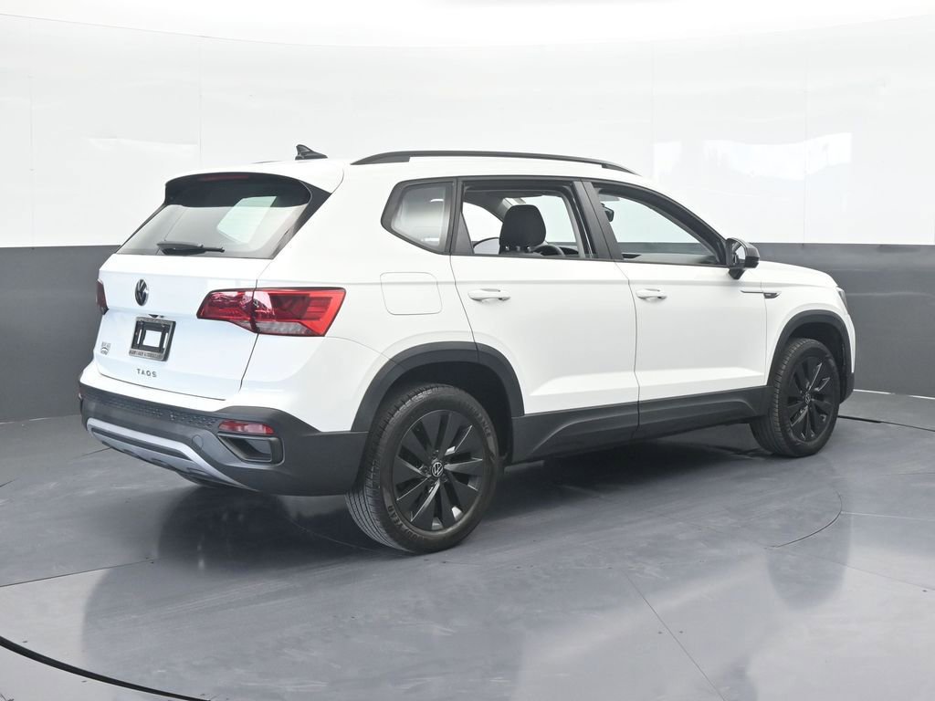 Used 2022 Volkswagen Taos S image 6