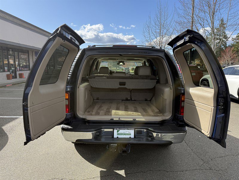 Used 2003 GMC Yukon SLT w/ 1SD Preferred Equipment Group image 5