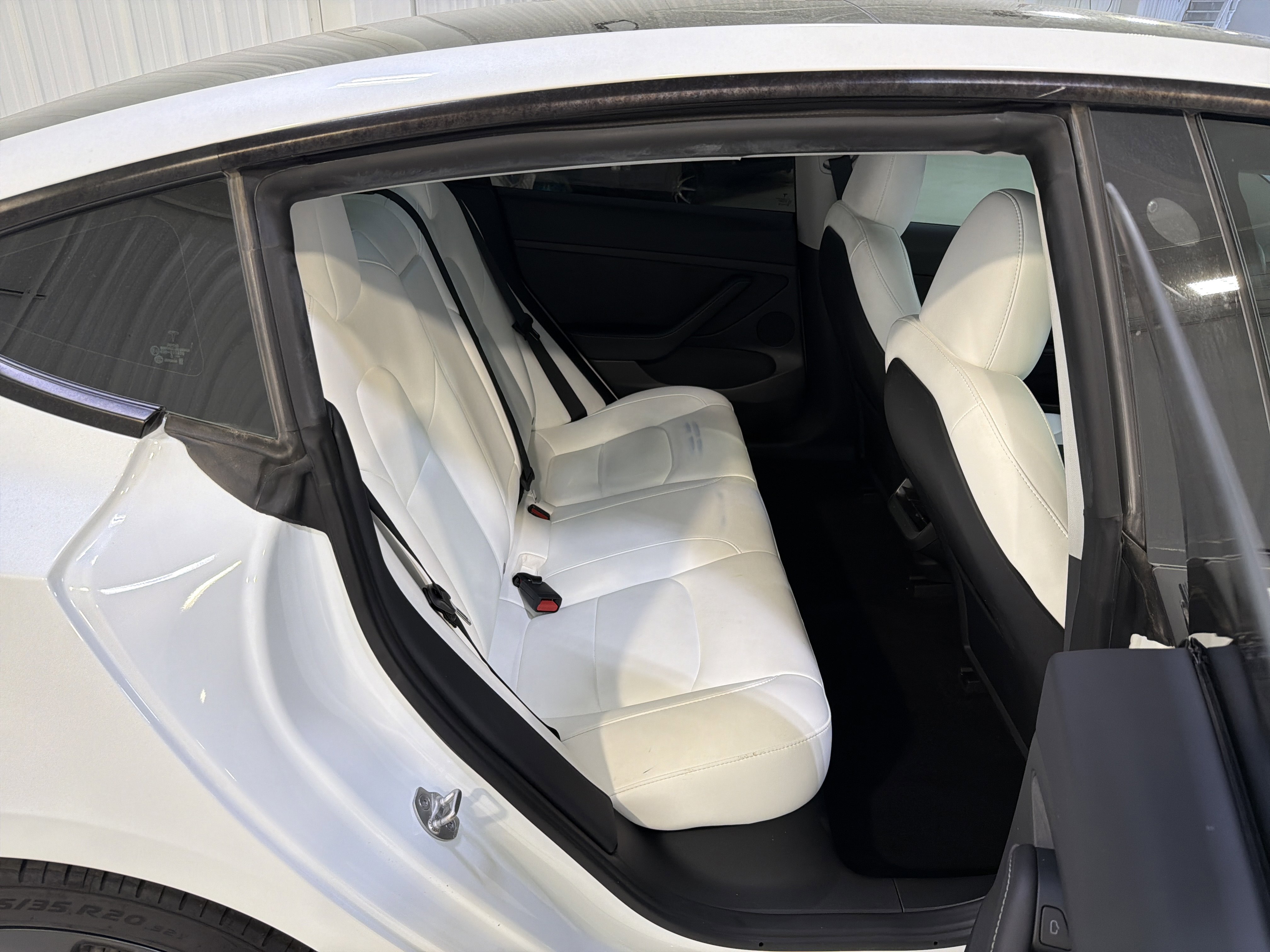 Used 2023 Tesla Model 3 Performance image 13