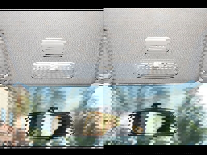 Used 2019 Nissan Versa Note SV image 31