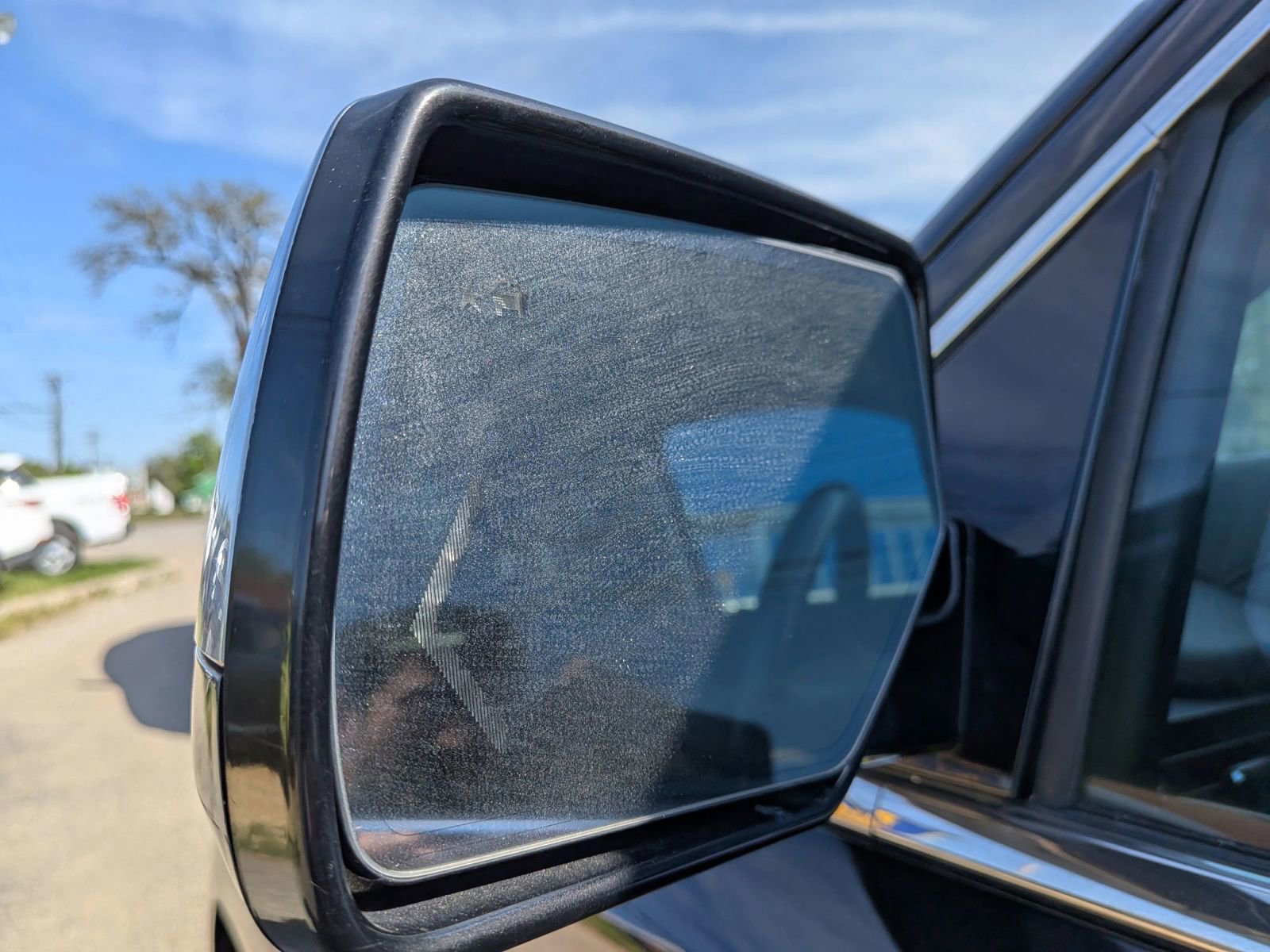 Used 2016 Chevrolet Suburban LTZ image 18