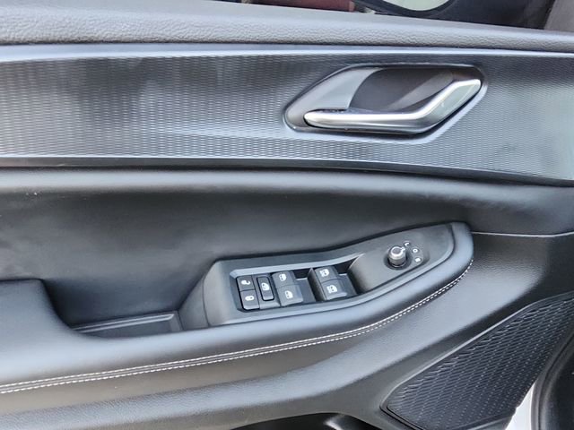 Used 2024 Jeep Grand Cherokee Altitude image 34