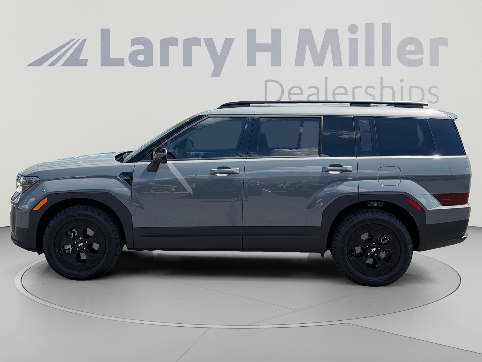Certified 2025 Hyundai Santa Fe XRT AWD/4WD image 2