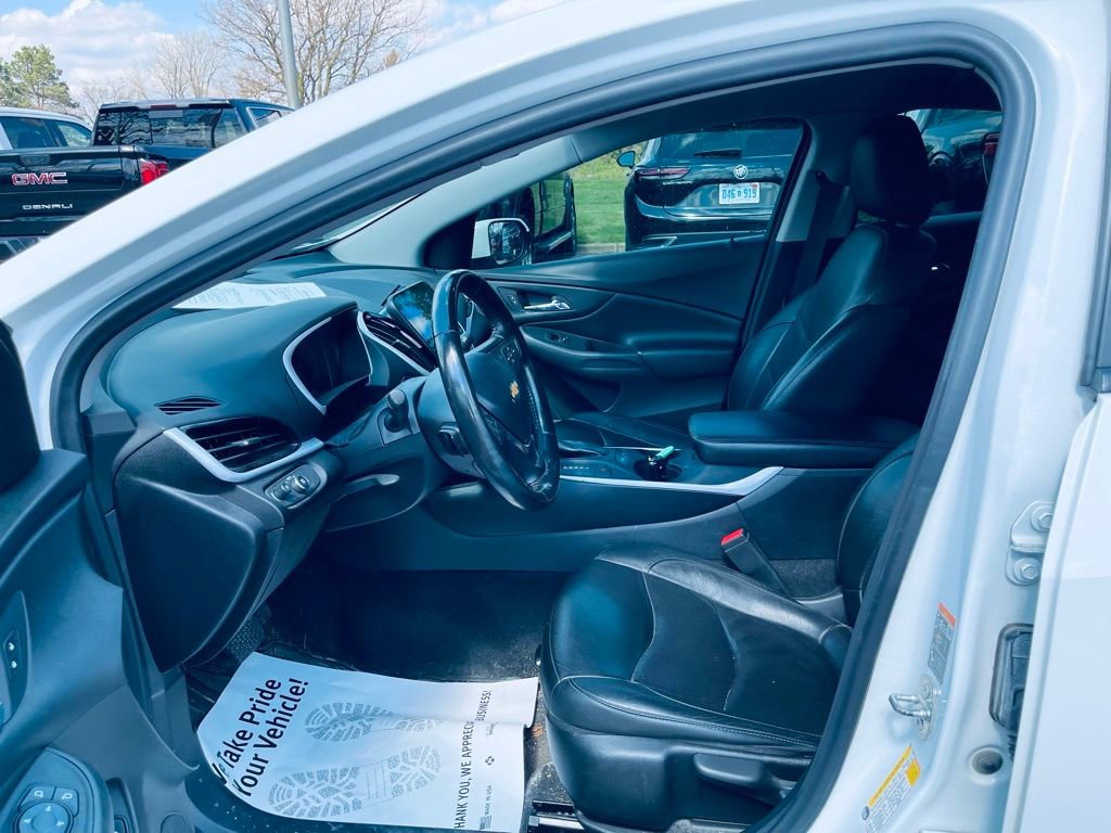 Used 2018 Chevrolet Volt LT w/ LT Driver Confidence Package FWD image 11