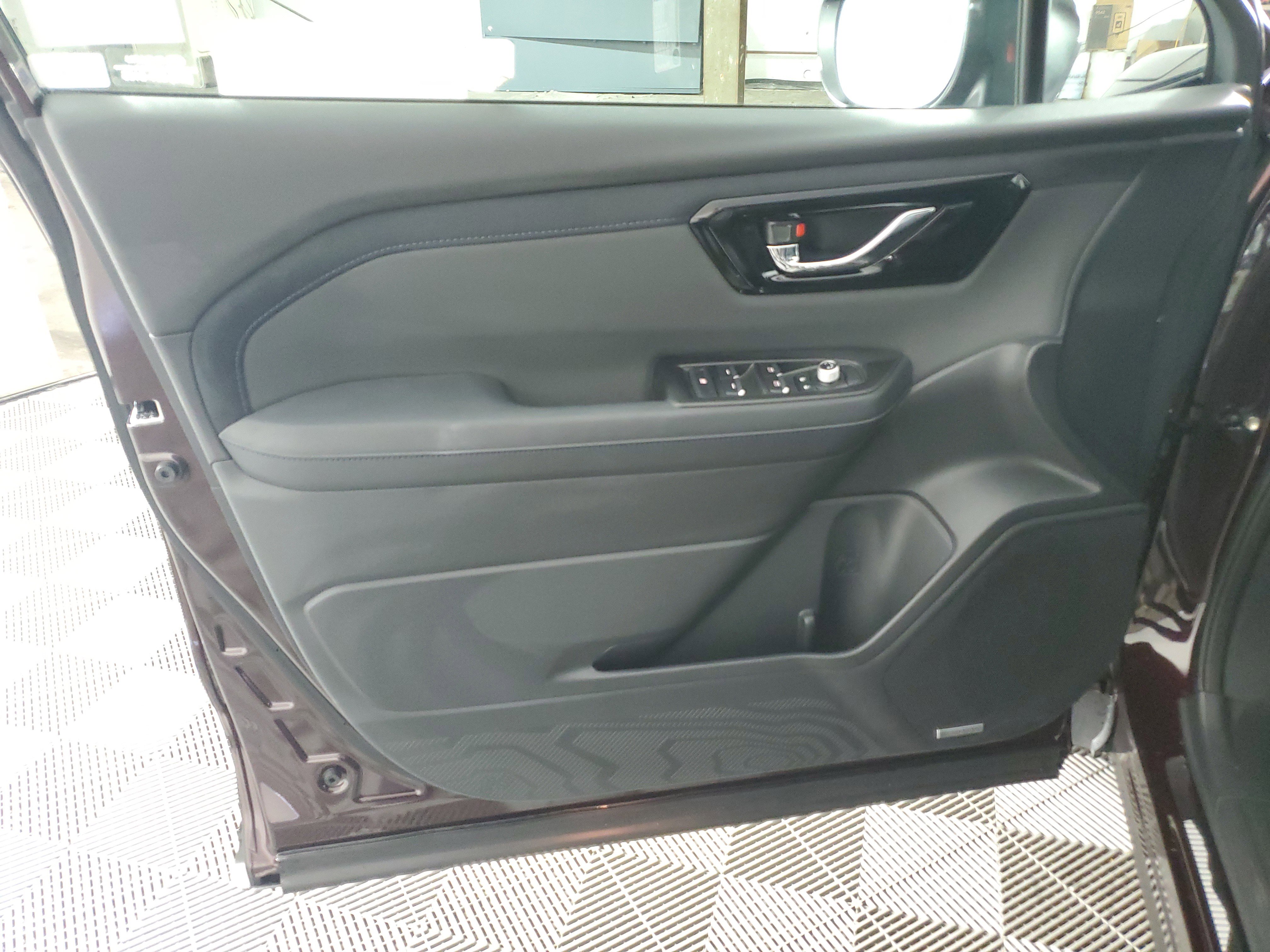 Used 2026 Subaru Forester Limited image 29