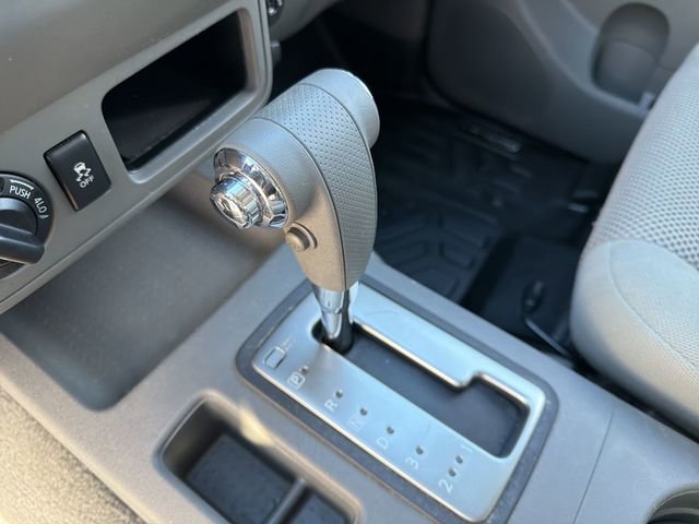 Used 2017 Nissan Frontier SV image 21