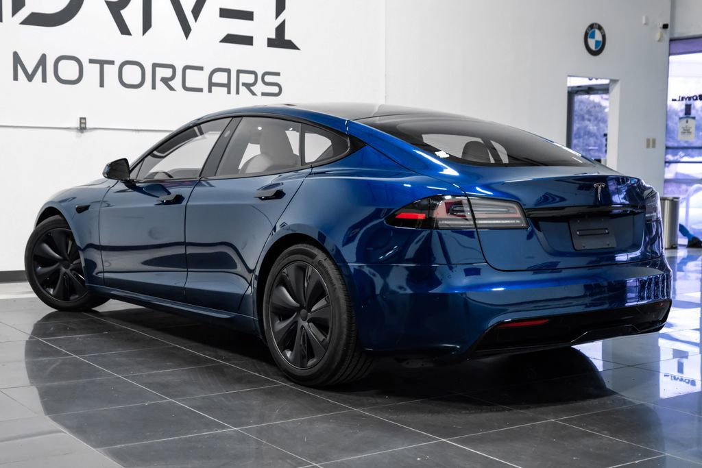 Used 2023 Tesla Model S Standard Range image 11