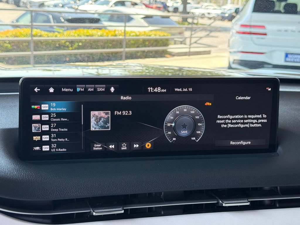 Used 2023 Genesis Electrified GV70 AWD/4WD image 19