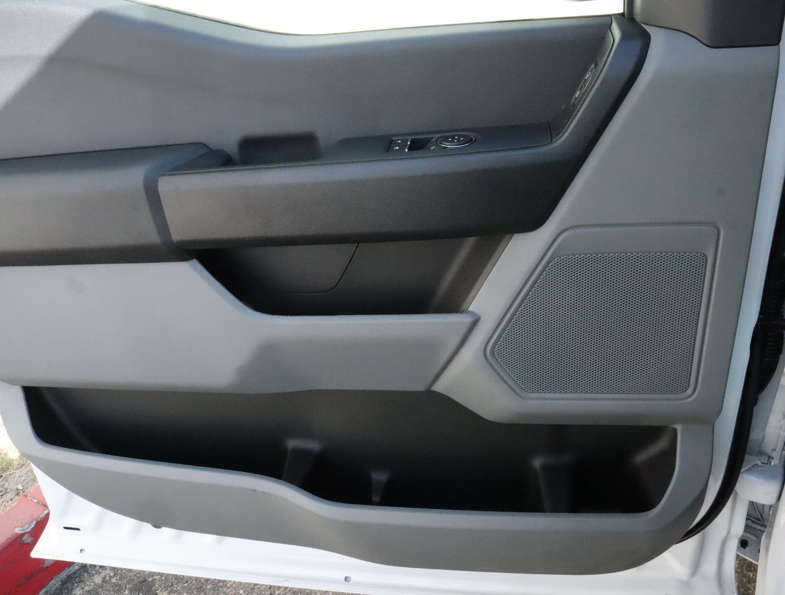 Used 2024 Ford F350 XL w/ XL Chrome Package image 17