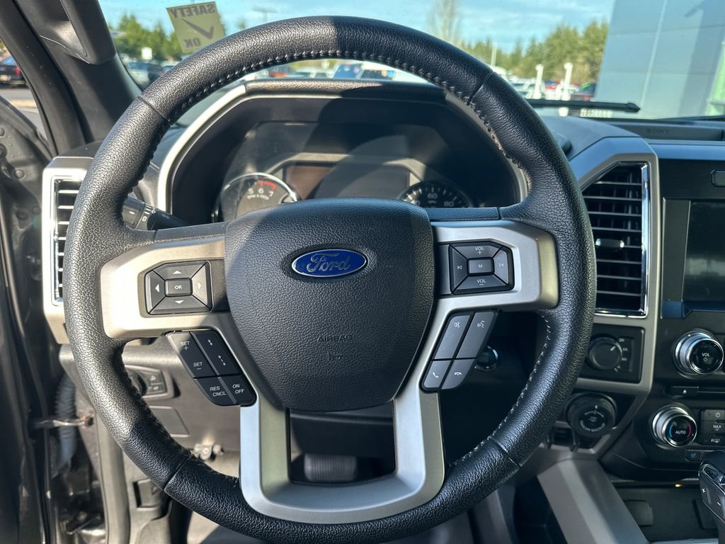 Used 2016 Ford F150 Lariat w/ Equipment Group 502A Luxury AWD/4WD image 14