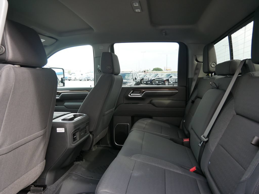 New 2026 Chevrolet Silverado 2500 LT w/ All Star Edition AWD/4WD image 17