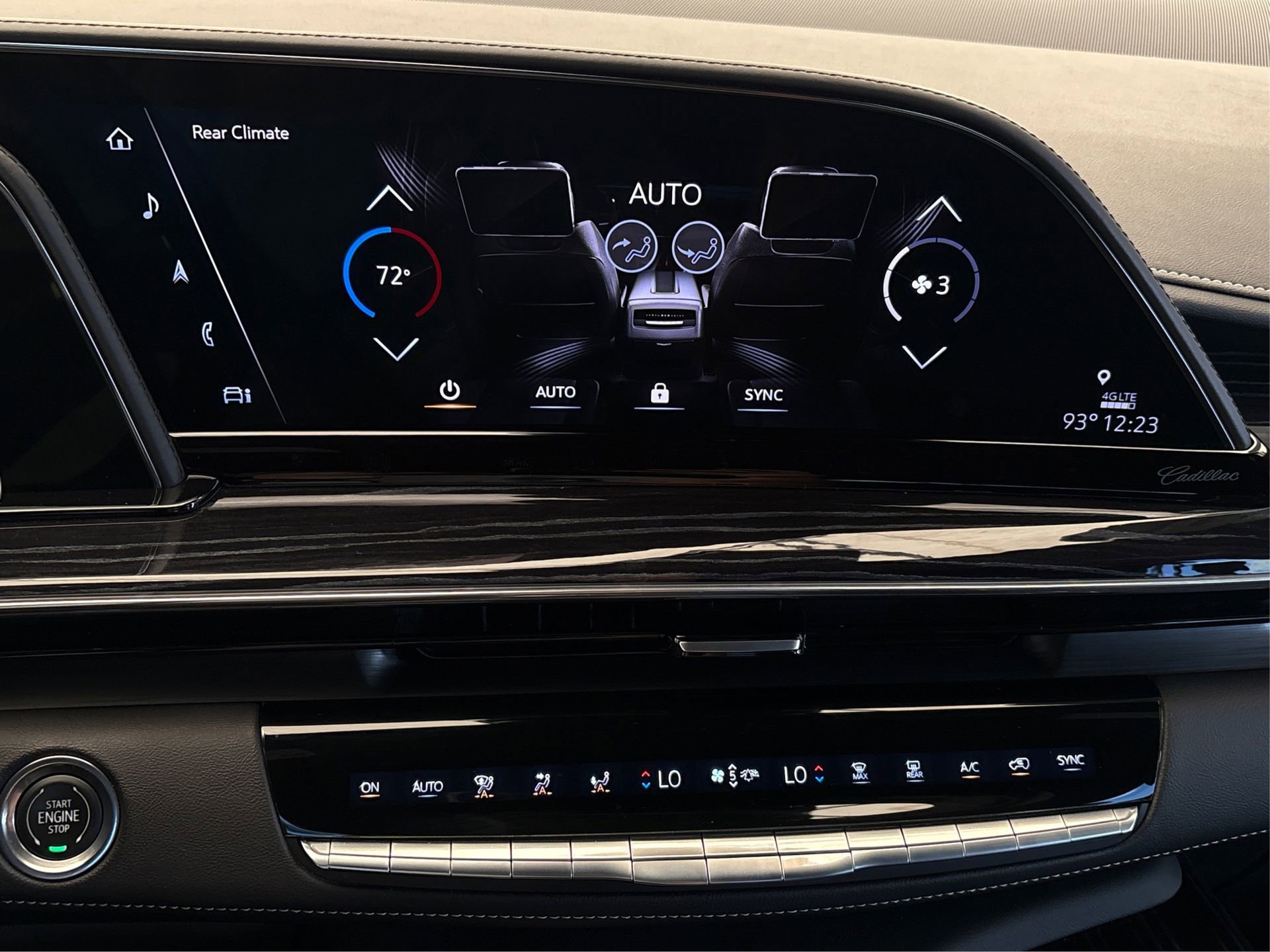 Used 2021 Cadillac Escalade Sport AWD/4WD image 25