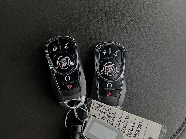 Used 2023 Buick Enclave Avenir w/ Avenir Technology Package FWD image 33