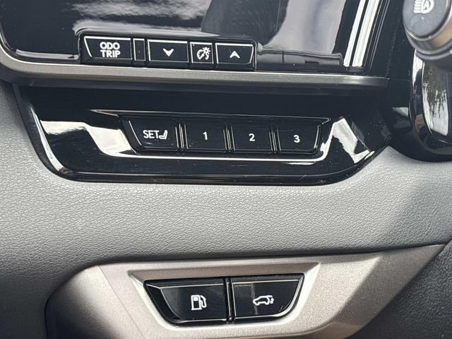Used 2024 Lexus RX 500h F Sport w/ Cold Area Package AWD/4WD image 35