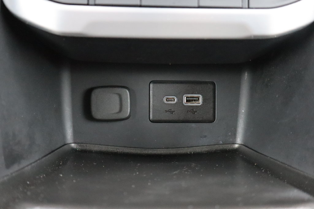 Used 2020 GMC Acadia SLE FWD image 15