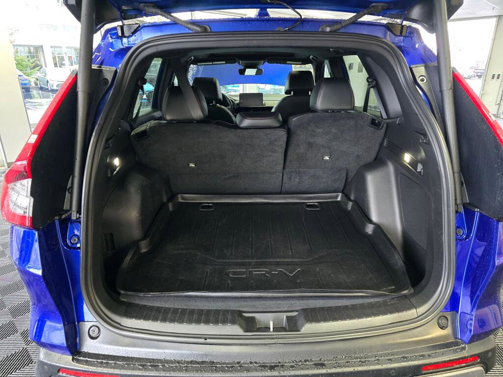 Used 2025 Honda CR-V Sport Touring image 16