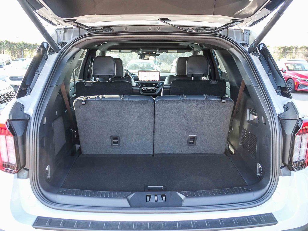 New 2026 Ford Explorer Tremor w/ Tremor Ultimate Package AWD/4WD image 28