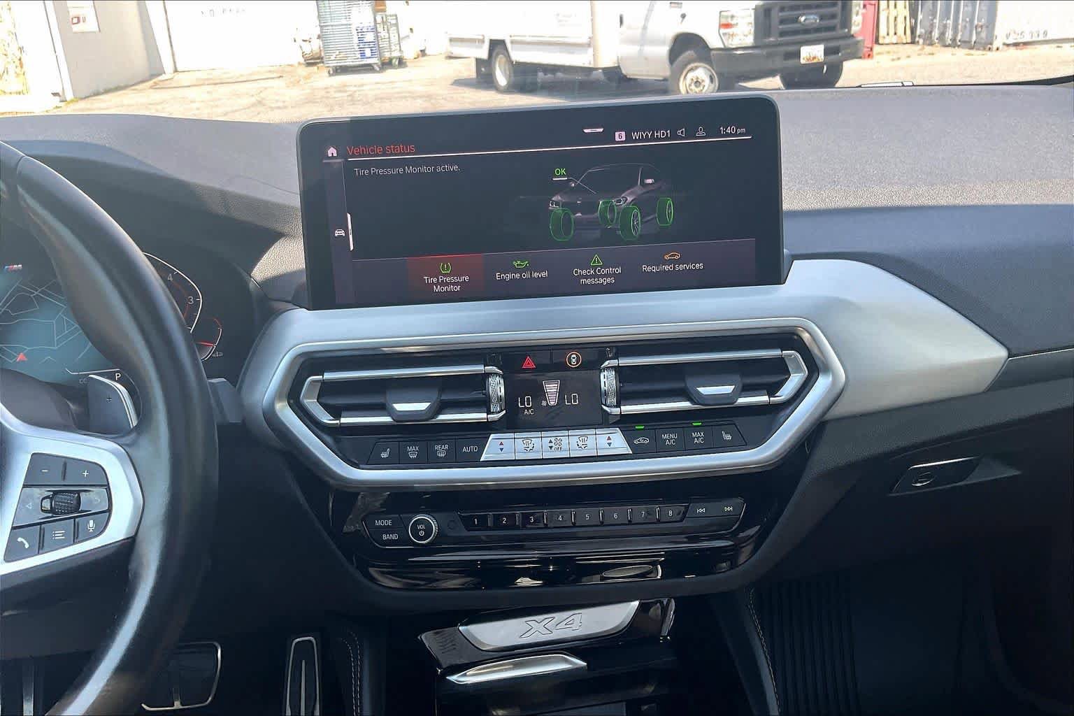Used 2023 BMW X4 xDrive30i w/ M Sport Package AWD/4WD image 6