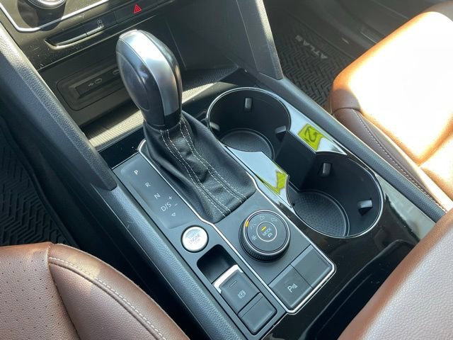 Used 2023 Volkswagen Atlas SE AWD/4WD image 22