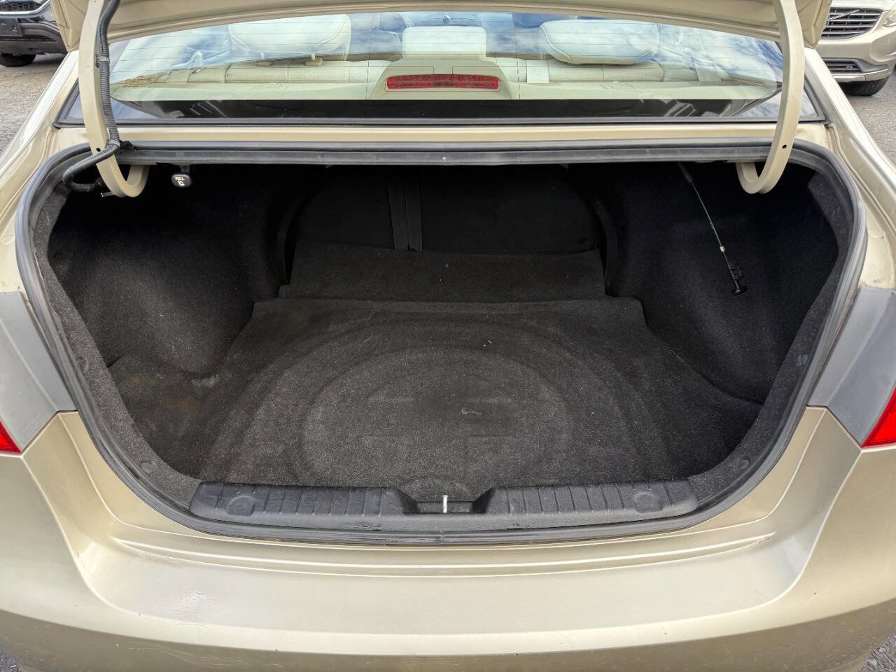 Used 2008 Hyundai Elantra SE FWD image 21