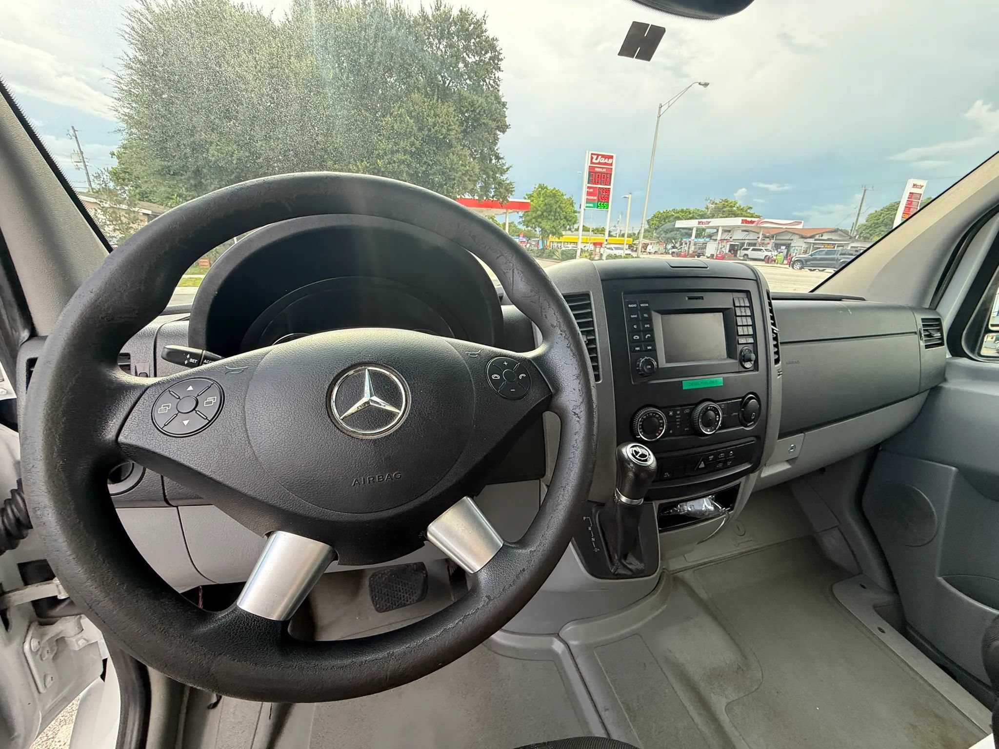 Used 2014 Mercedes-Benz Sprinter 2500 w/ Active Safety Plus Package image 11