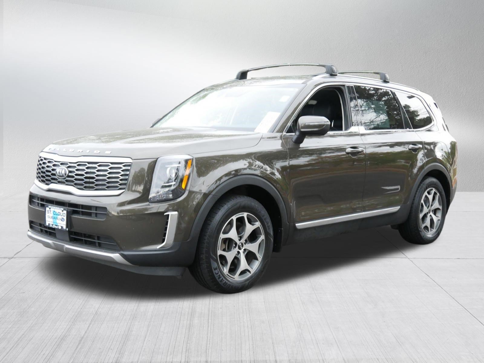 Used 2020 Kia Telluride EX w/ Towing Package AWD/4WD image 3