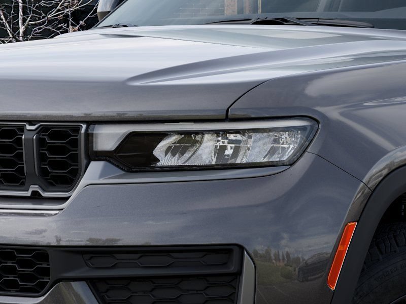 New 2026 Jeep Grand Cherokee Altitude AWD/4WD image 10