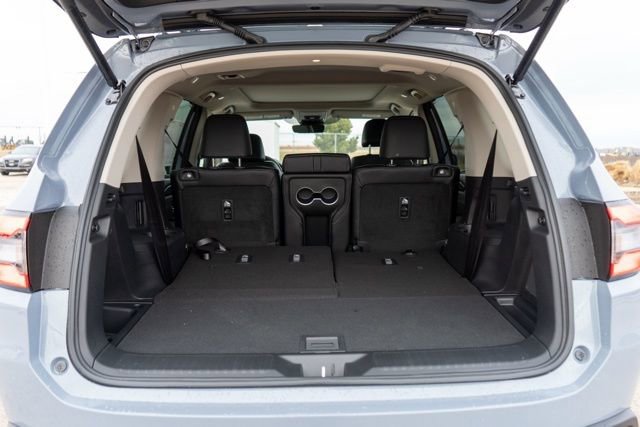 New 2026 Honda Pilot Touring image 11