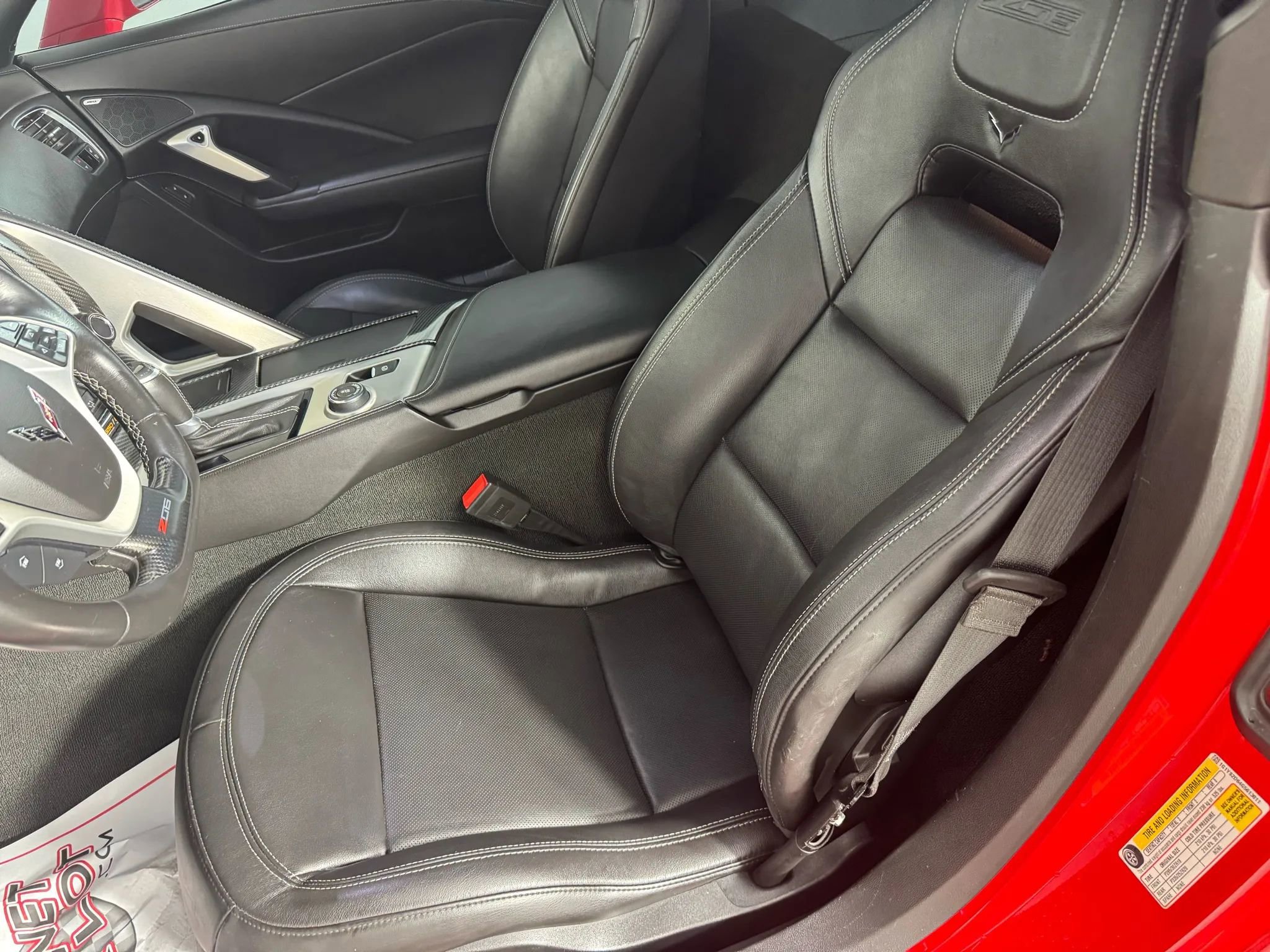 Used 2016 Chevrolet Corvette Z06 w/ 2LZ Preferred Equipment Group image 32