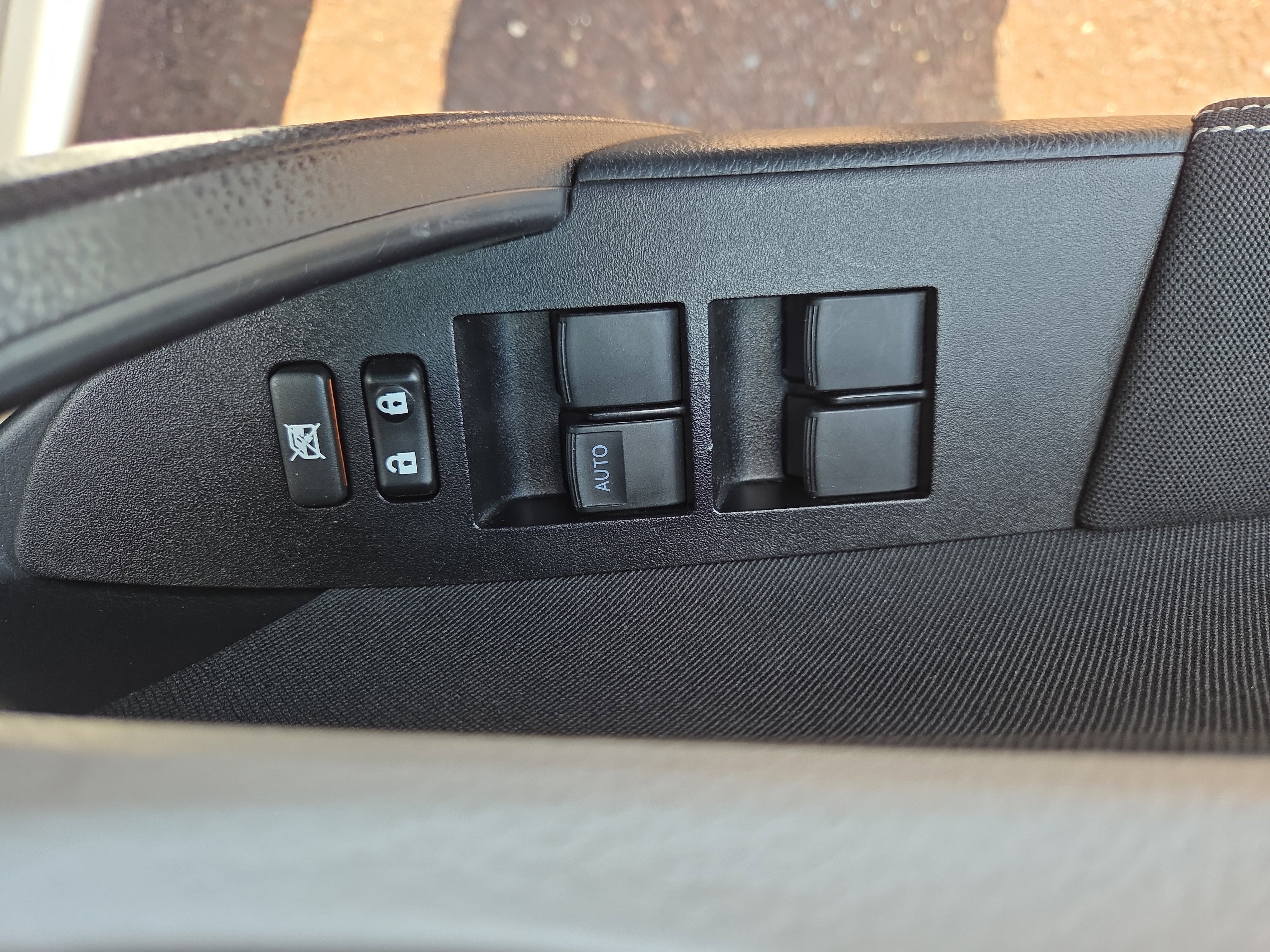 Certified 2019 Toyota Corolla LE w/ Body Protection Package FWD image 28