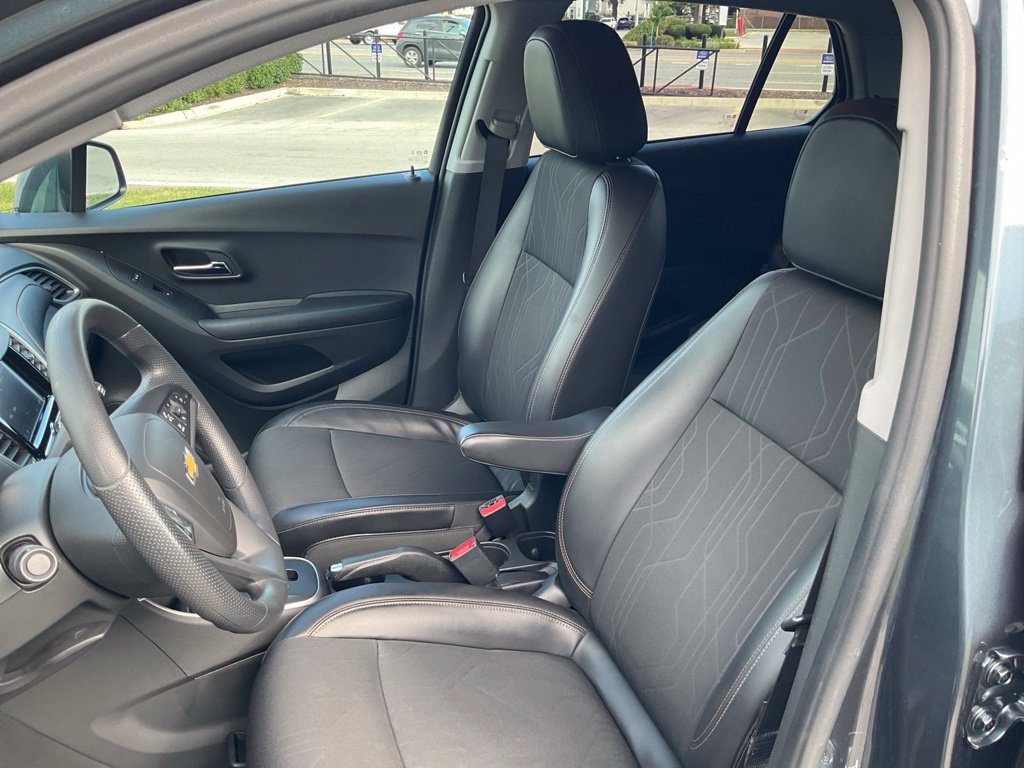 Used 2021 Chevrolet Trax LT FWD image 10