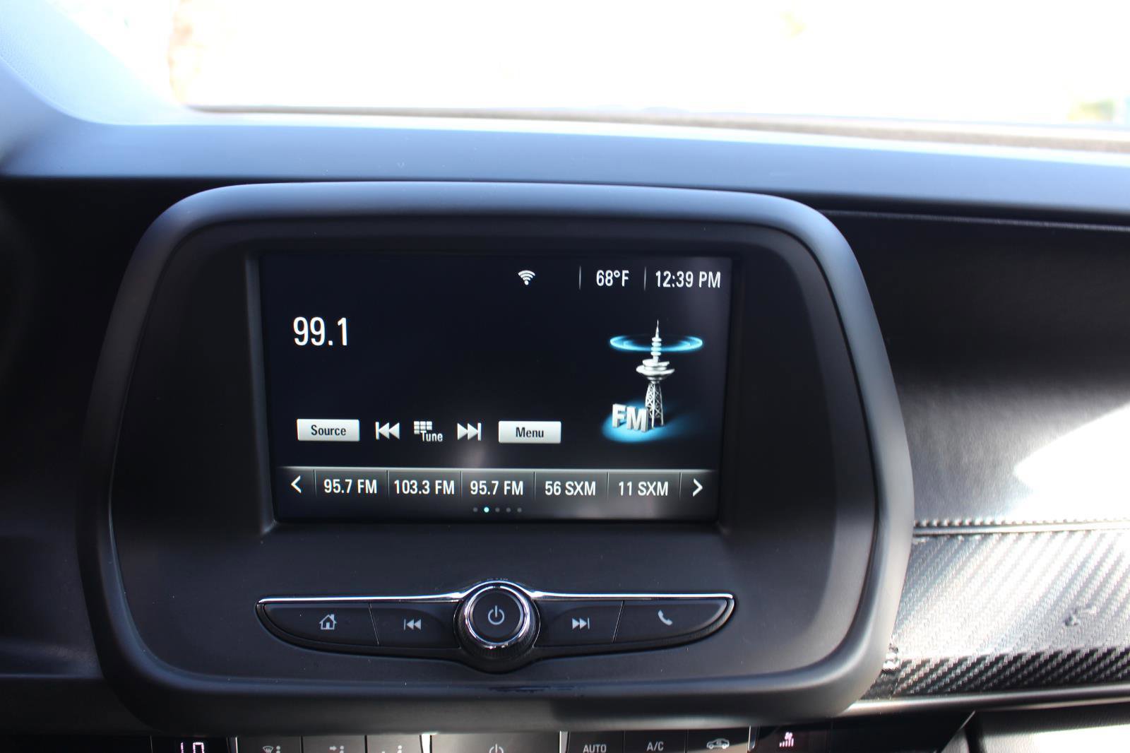 Used 2018 Chevrolet Camaro LT w/ Redline Edition image 21