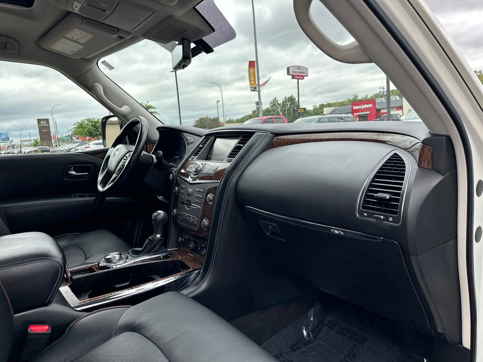 Used 2020 Nissan Armada Platinum w/ Captain's Chairs Package AWD/4WD image 40