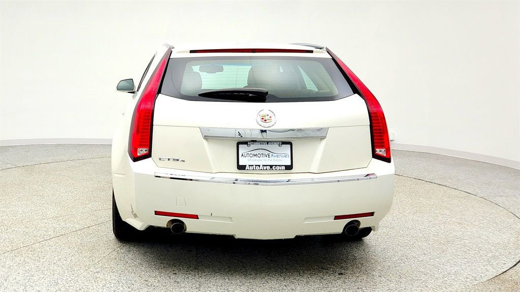 Used 2011 Cadillac CTS Luxury image 6