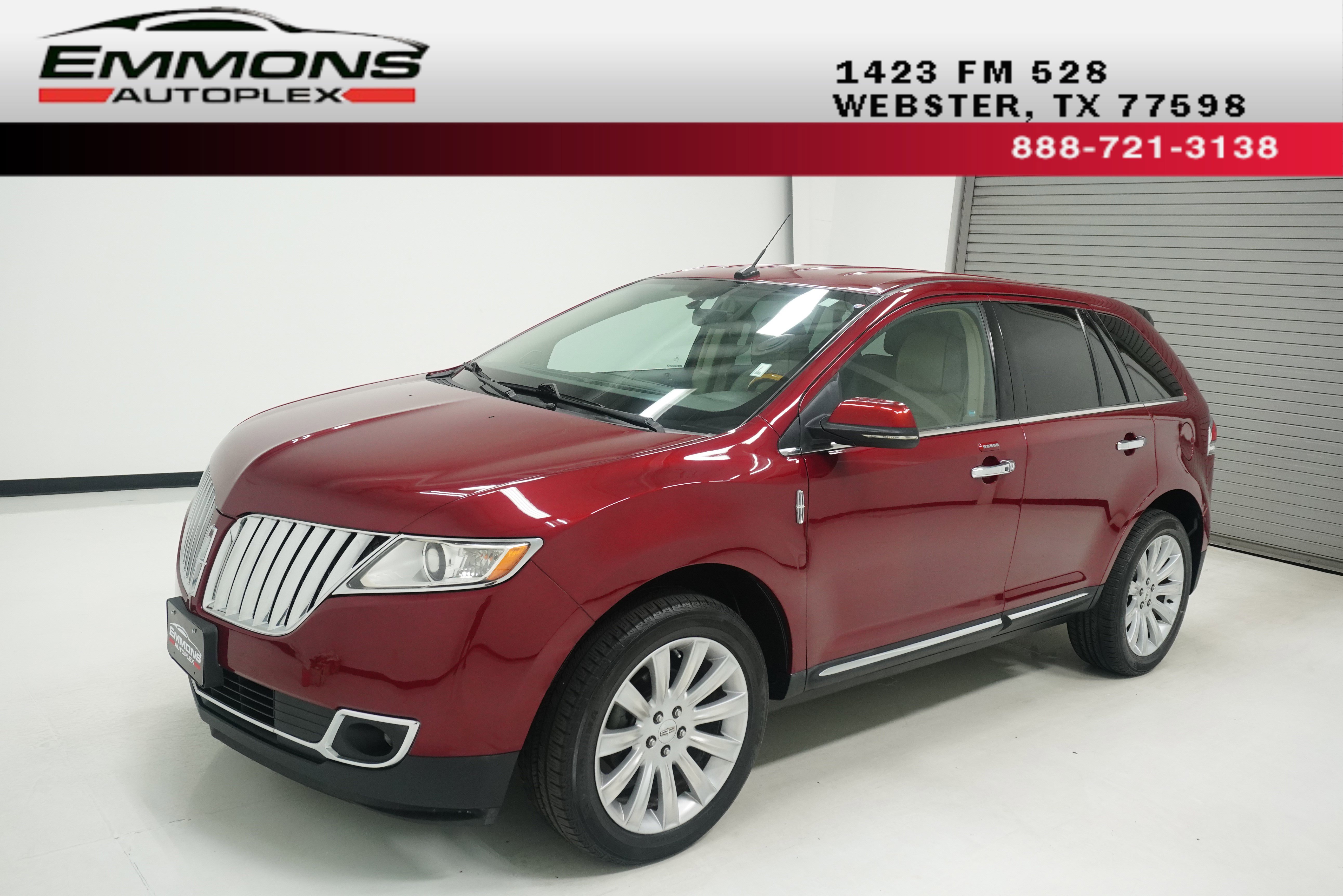 Used 2013 Lincoln MKX FWD image 1