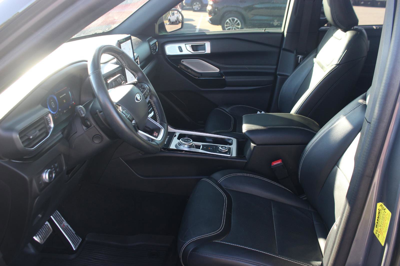 Used 2022 Ford Explorer ST w/ Equipment Group 401A image 15